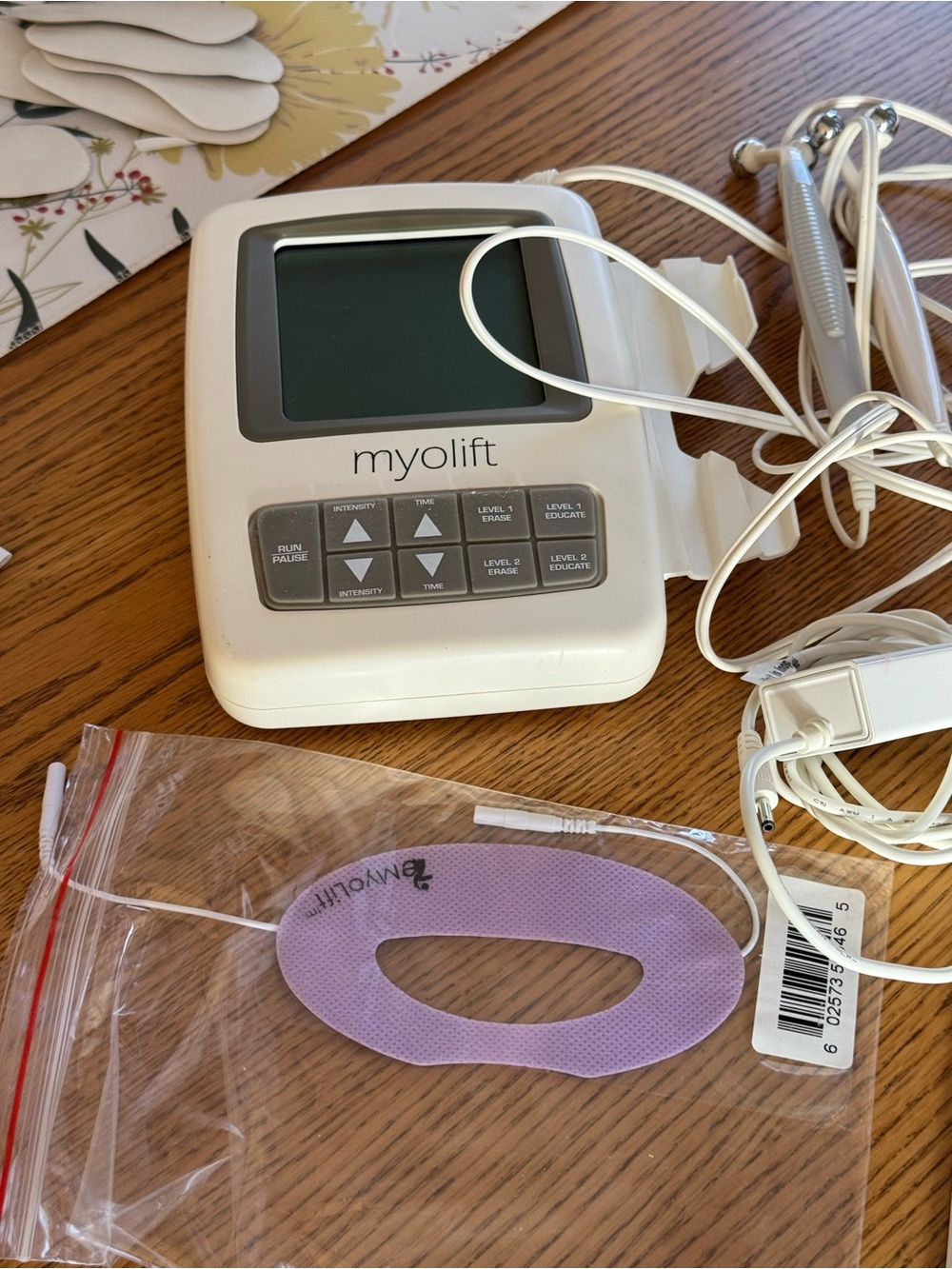 Myolift Microcurrent Facial Toning Device with Lavender Electrode Pad